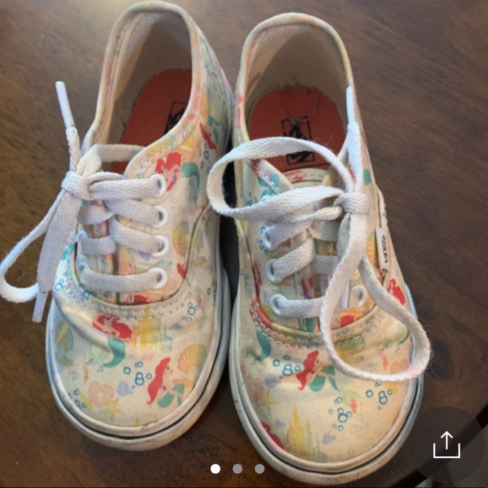 Size 7 Ariel Vans HTF